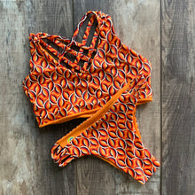 Load image into Gallery viewer, zanzibar retro sport top + bottom