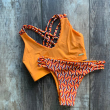 Load image into Gallery viewer, zanzibar retro sport top + bottom